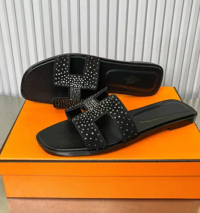 hype Hermes Slippers