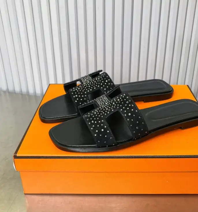 hype Hermes Slippers