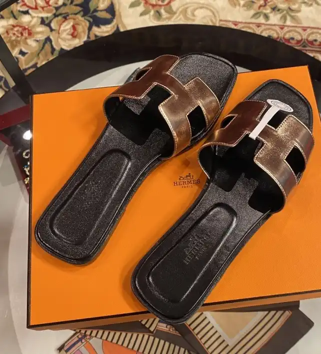 hype Hermes Slippers