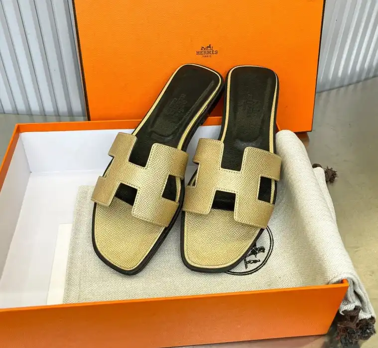 hype Hermes Slippers