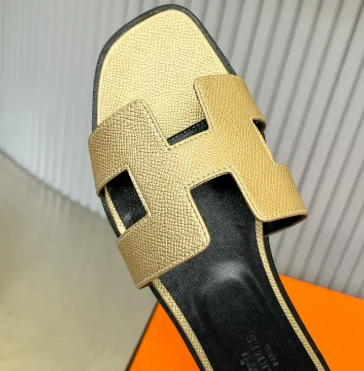 hype Hermes Slippers