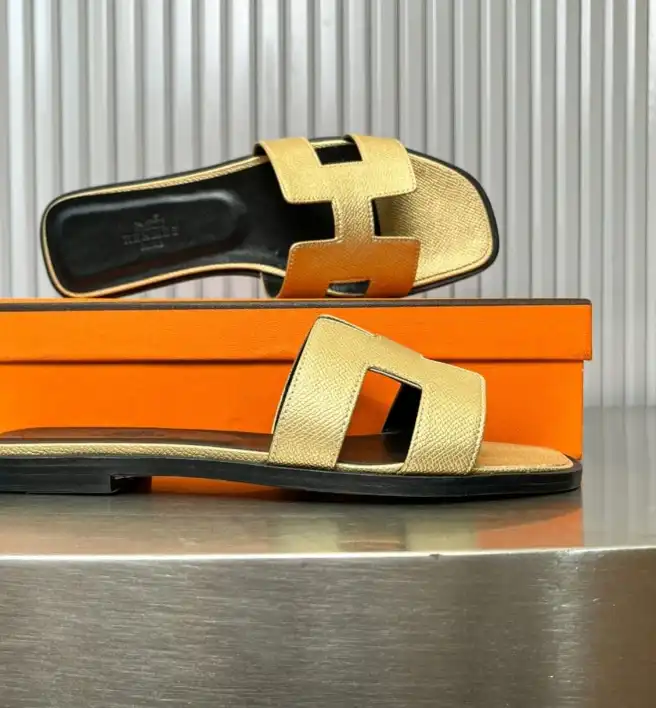 hype Hermes Slippers