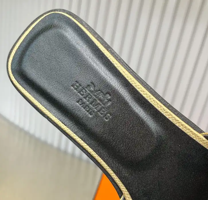 hype Hermes Slippers