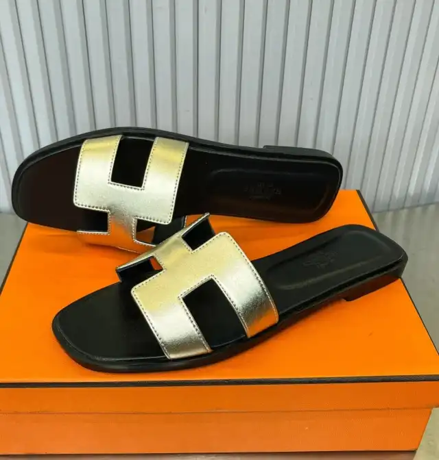 hype Hermes Slippers