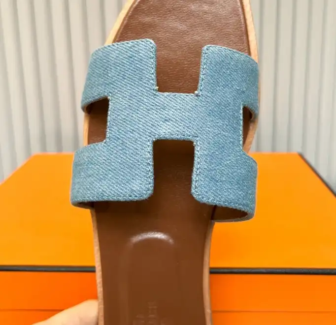 hype Hermes Slippers