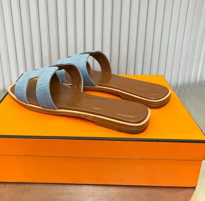 hype Hermes Slippers