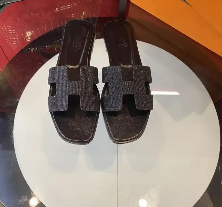 hype Hermes Slippers