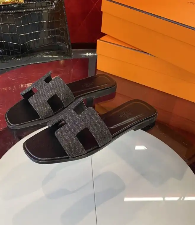 hype Hermes Slippers