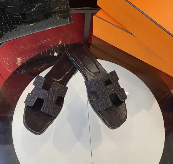 hype Hermes Slippers