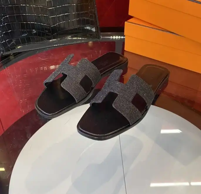 hype Hermes Slippers