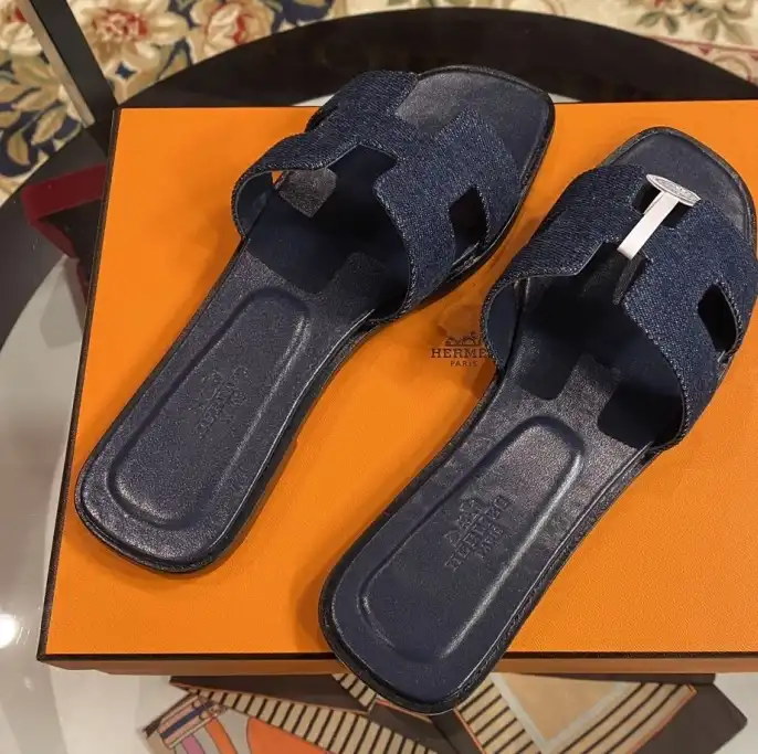 hype Hermes Slippers