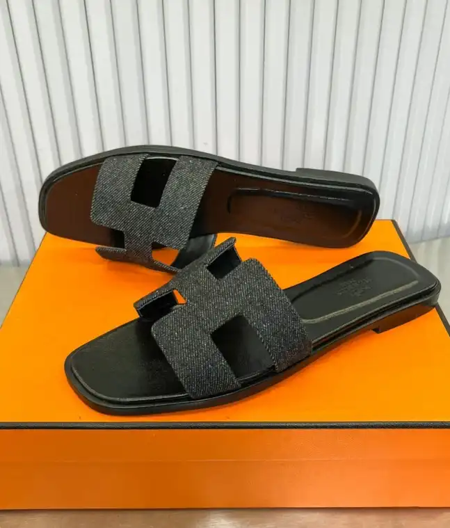 hype Hermes Slippers