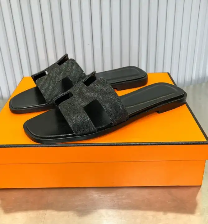 hype Hermes Slippers