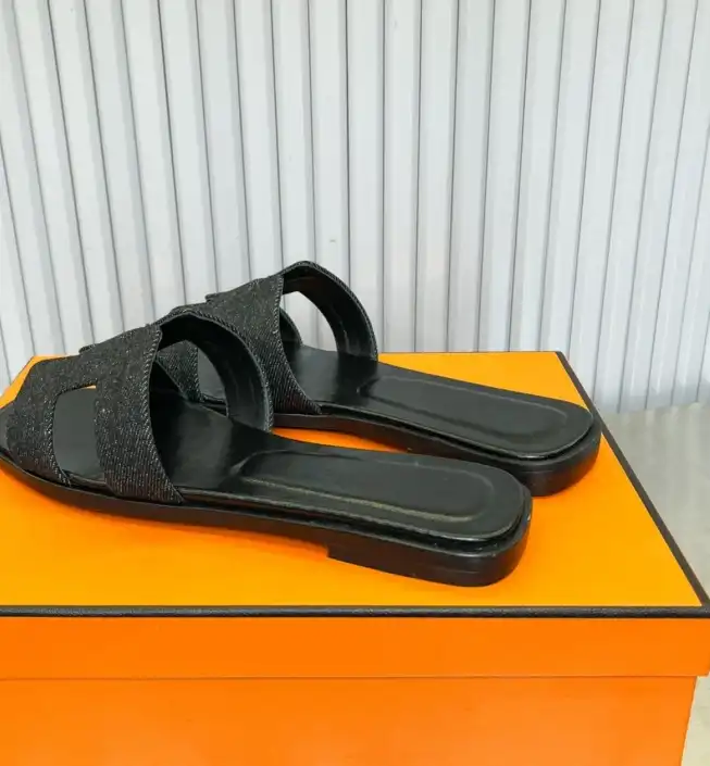 hype Hermes Slippers