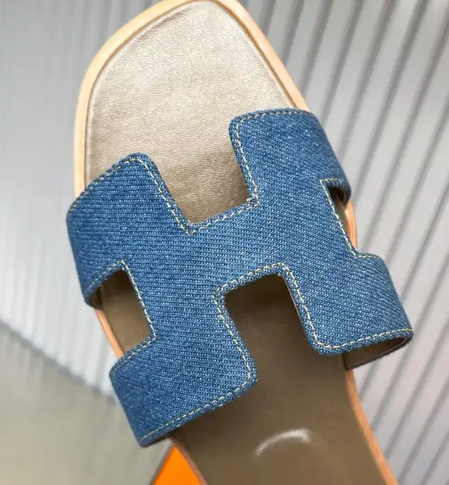 hype Hermes Slippers