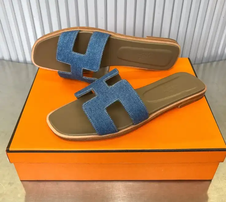 hype Hermes Slippers