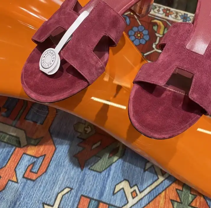 hype Hermes Slippers