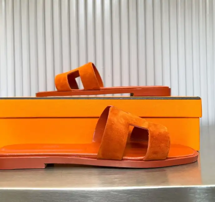 hype Hermes Slippers