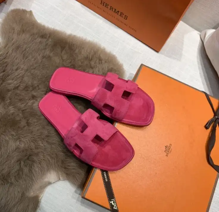 hype Hermes Slippers