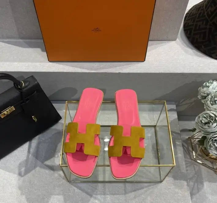 hype Hermes Slippers