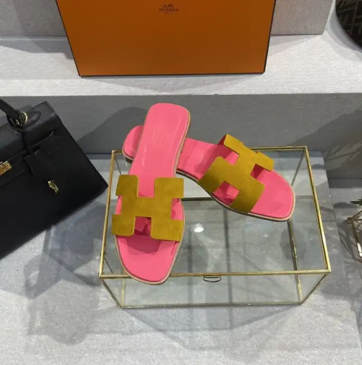 hype Hermes Slippers