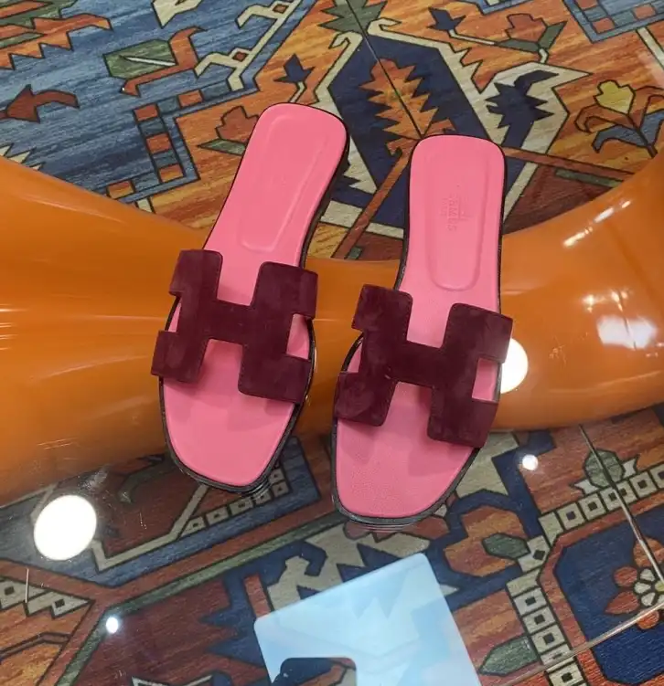 hype Hermes Slippers