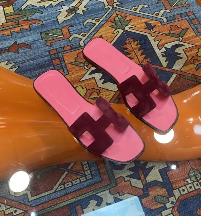 hype Hermes Slippers