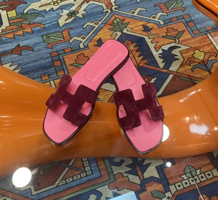 hype Hermes Slippers