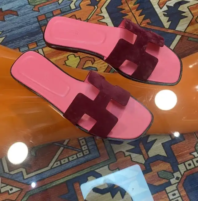 hype Hermes Slippers