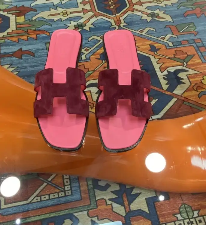 hype Hermes Slippers