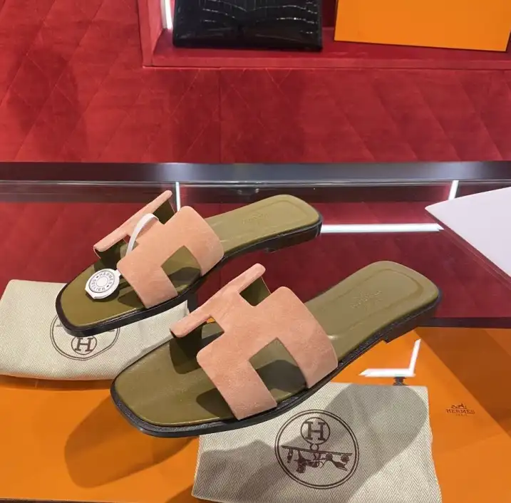 hype Hermes Slippers