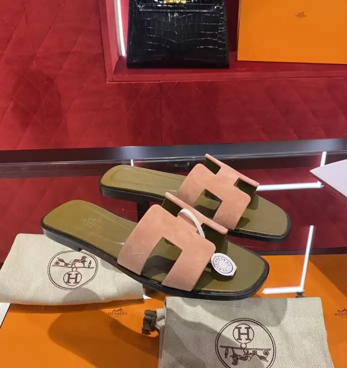 hype Hermes Slippers