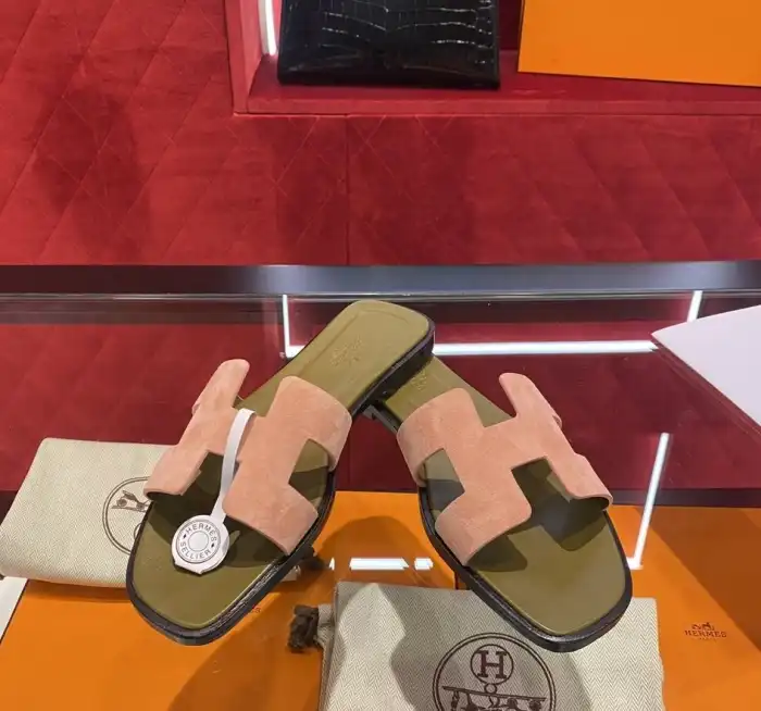 hype Hermes Slippers