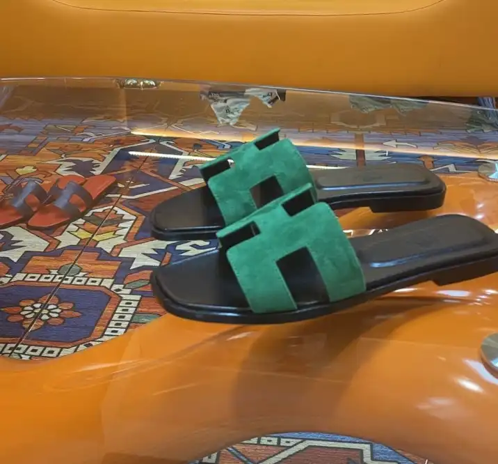 hype Hermes Slippers