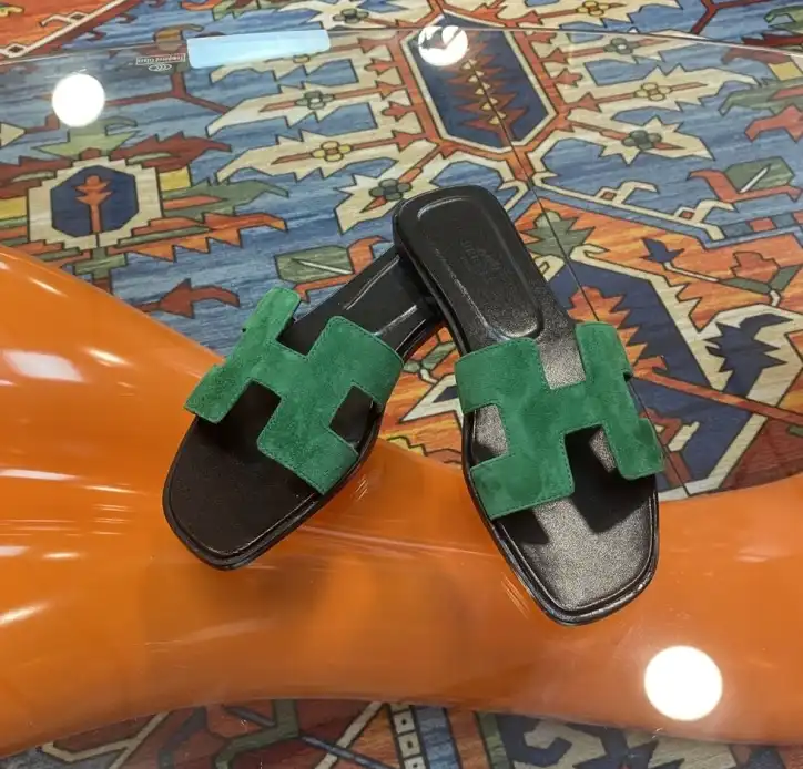 hype Hermes Slippers