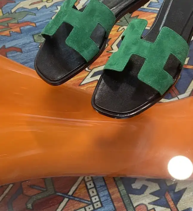 hype Hermes Slippers