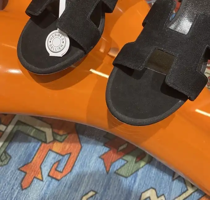 hype Hermes Slippers