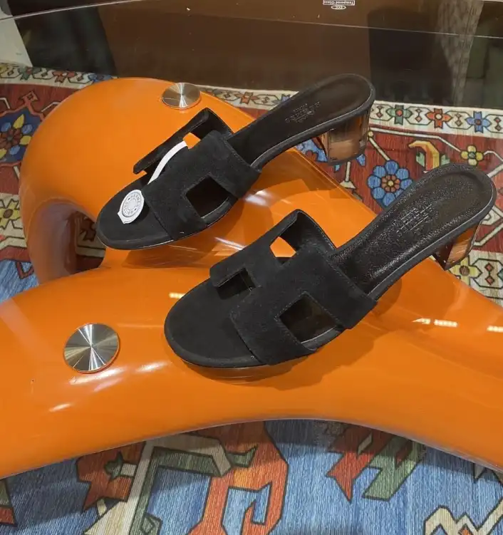 hype Hermes Slippers