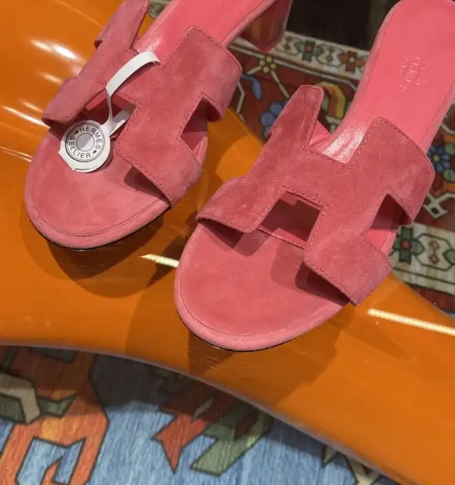 hype Hermes Slippers