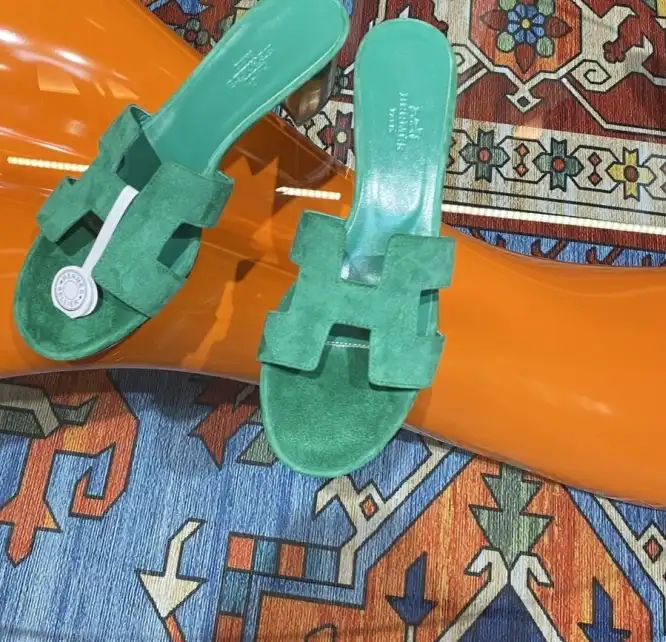 hype Hermes Slippers