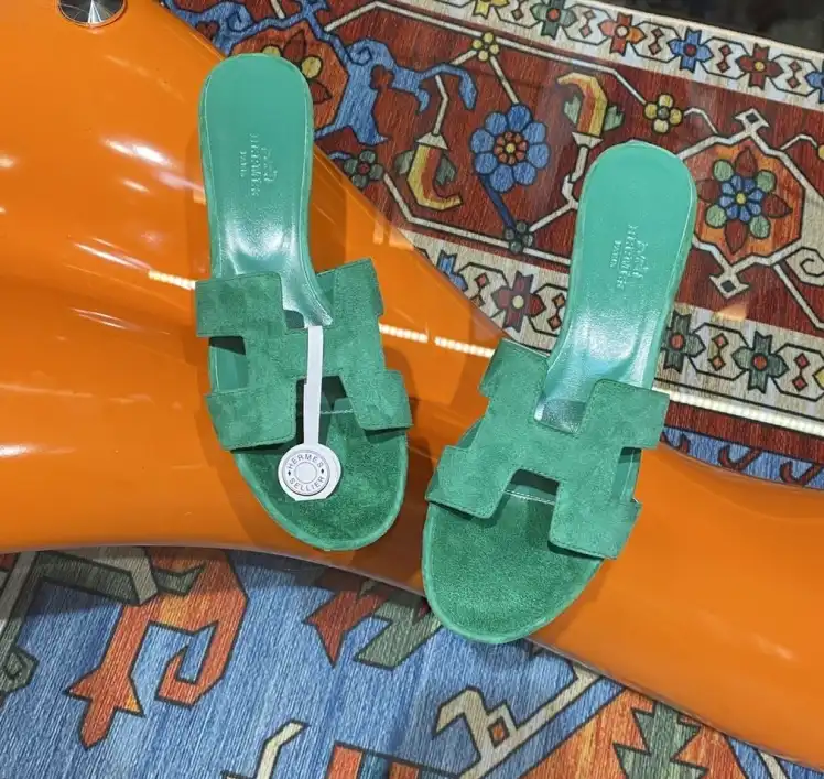 hype Hermes Slippers