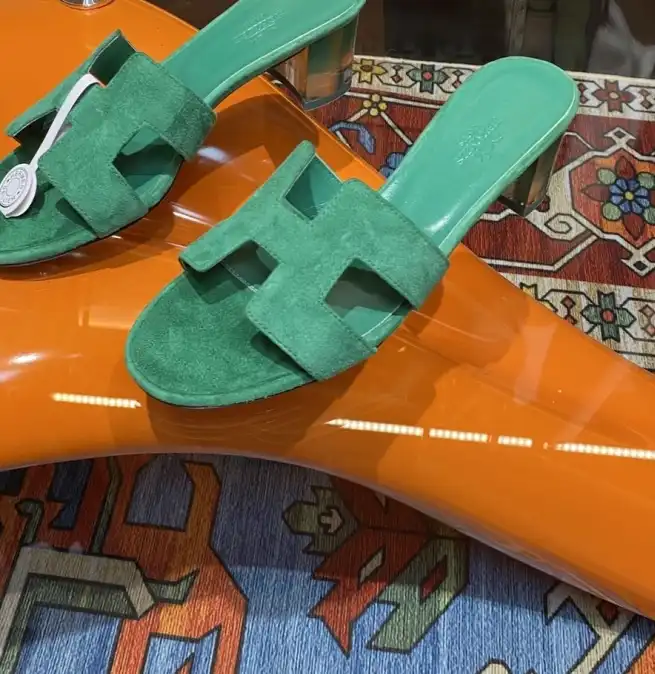 hype Hermes Slippers