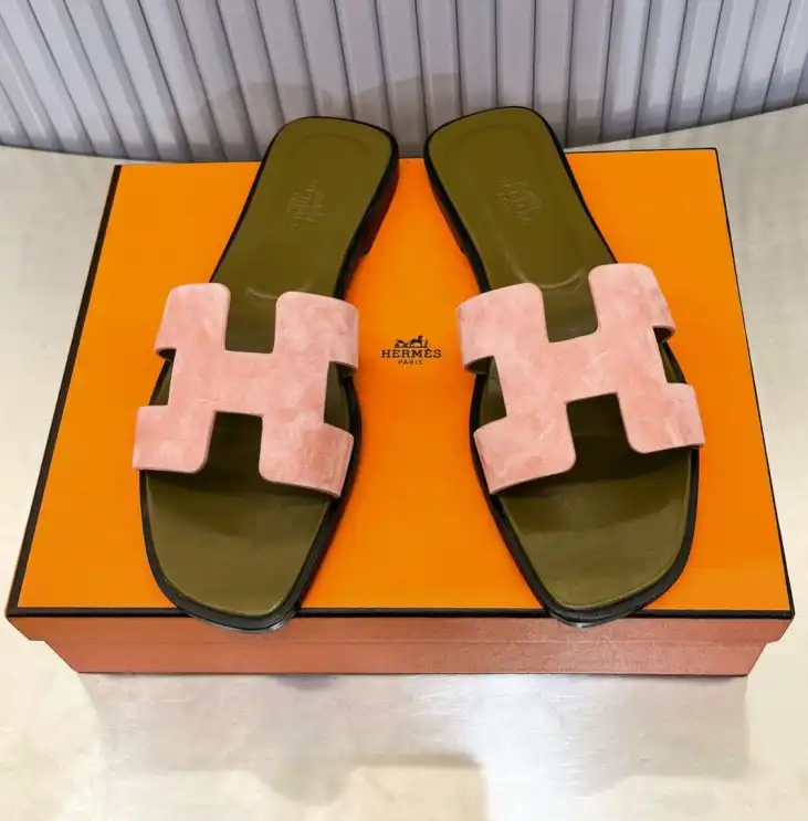 hype Hermes Slippers