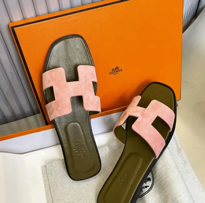 hype Hermes Slippers