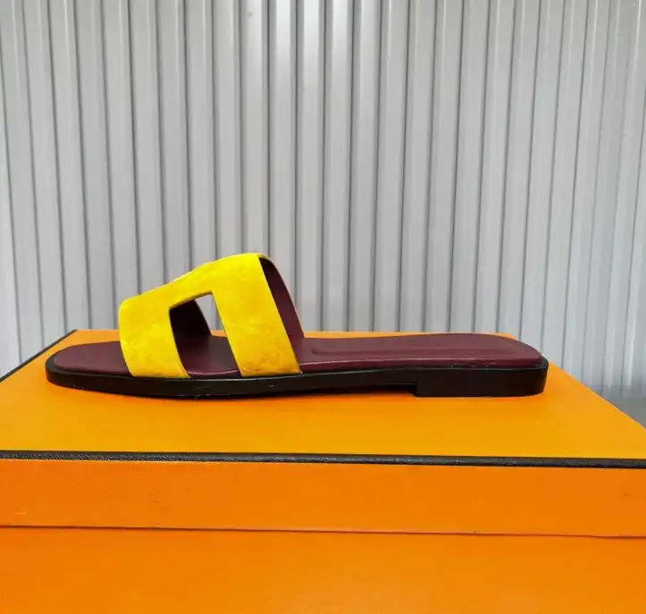 hype Hermes Slippers