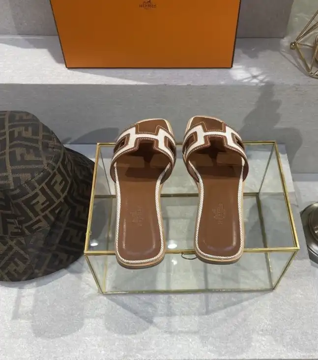 hype Hermes Slippers