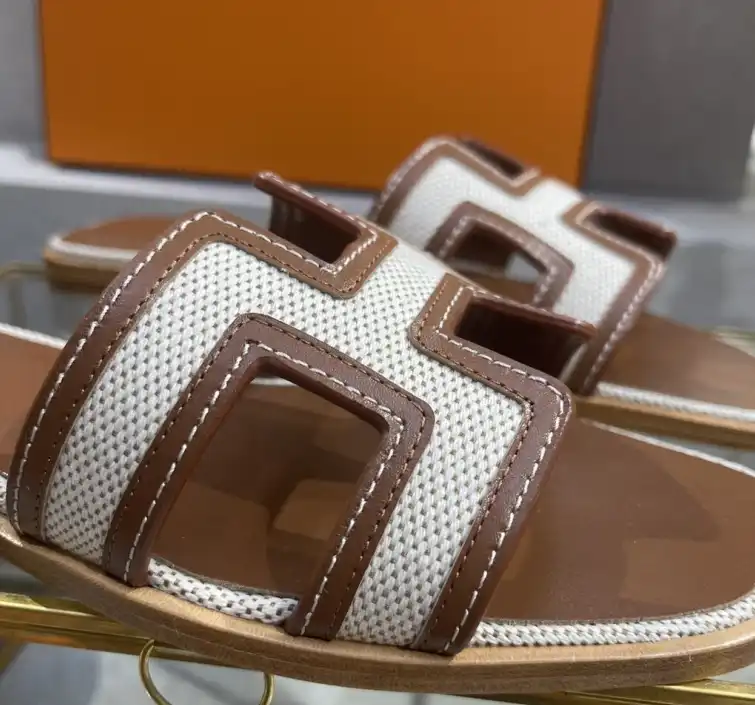 hype Hermes Slippers