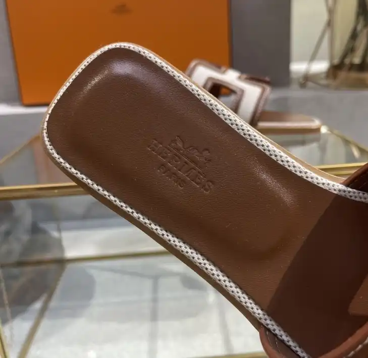 hype Hermes Slippers