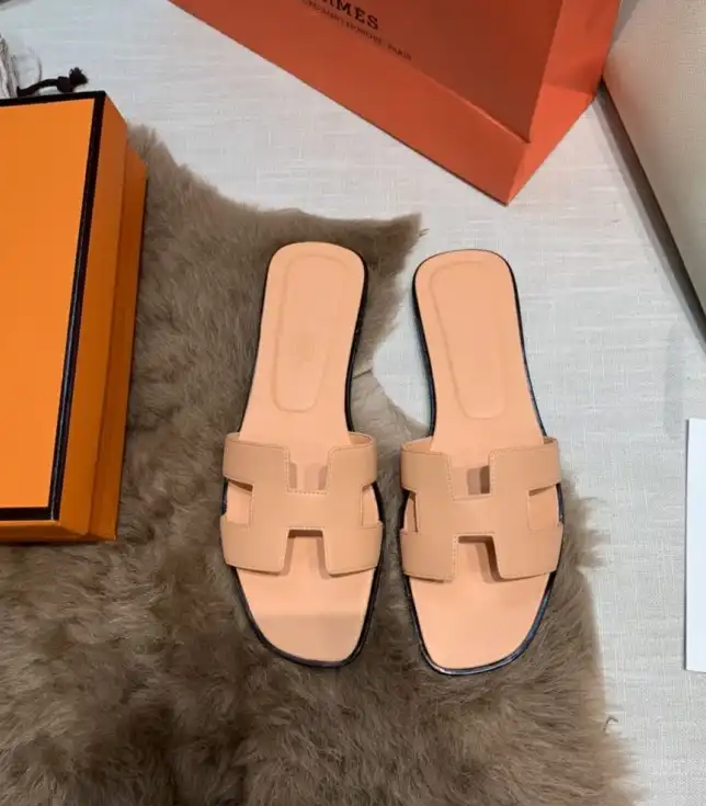 hype Hermes Slippers