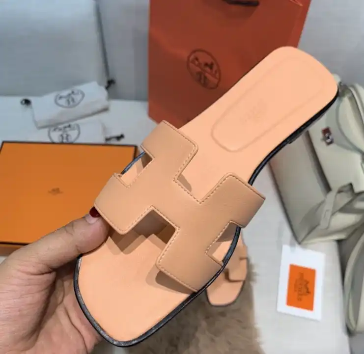 hype Hermes Slippers